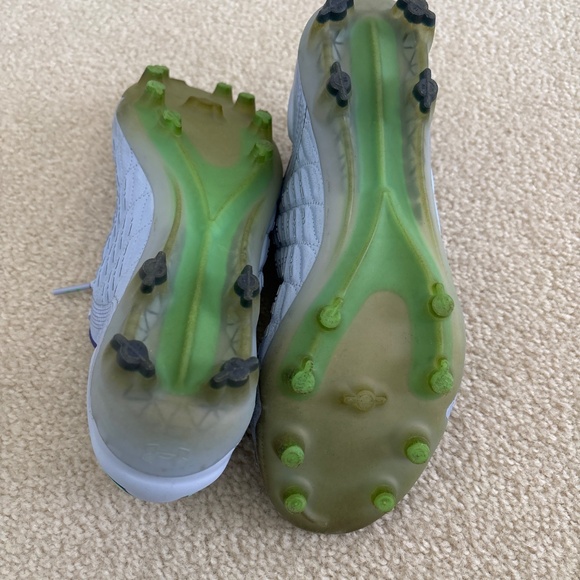 Under Armour Magnetico Elite soccer cleats - Picture 5 of 5